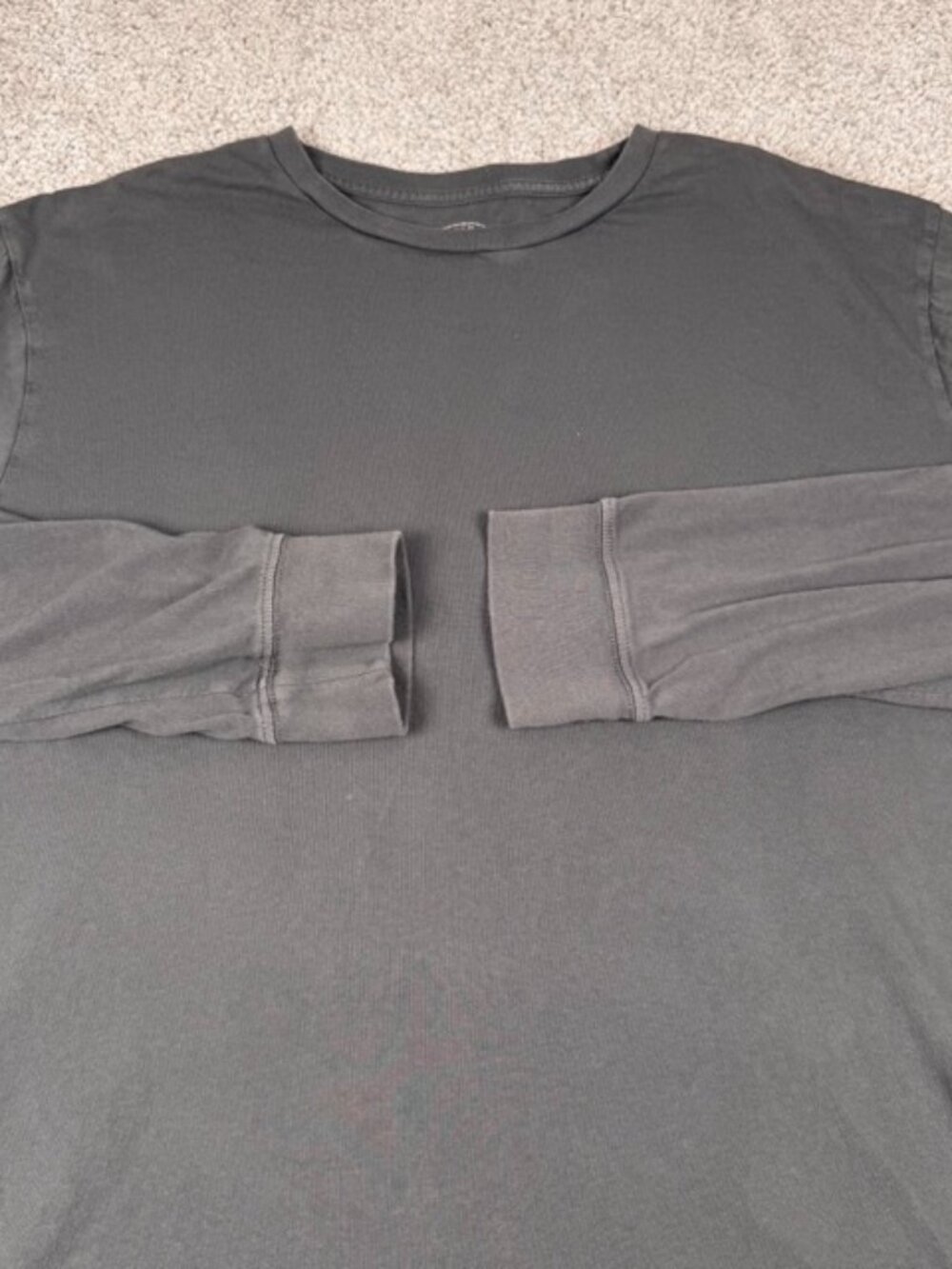 J. Crew Broken In Crew Neck Long Sleeve Light Weight Gray T-Shirt Men's Large